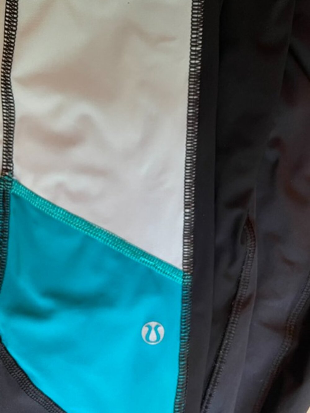 LULULEMON Black & Turquoise Pants Small - Picture 4 of 4